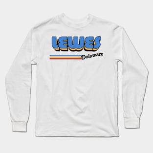 Lewes, Delaware / / Retro Style Design Long Sleeve T-Shirt